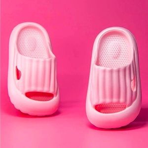 Girls/ Size EUR28 / 21 CM